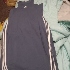 ADIDAS DRESS SIZE MEDIUM